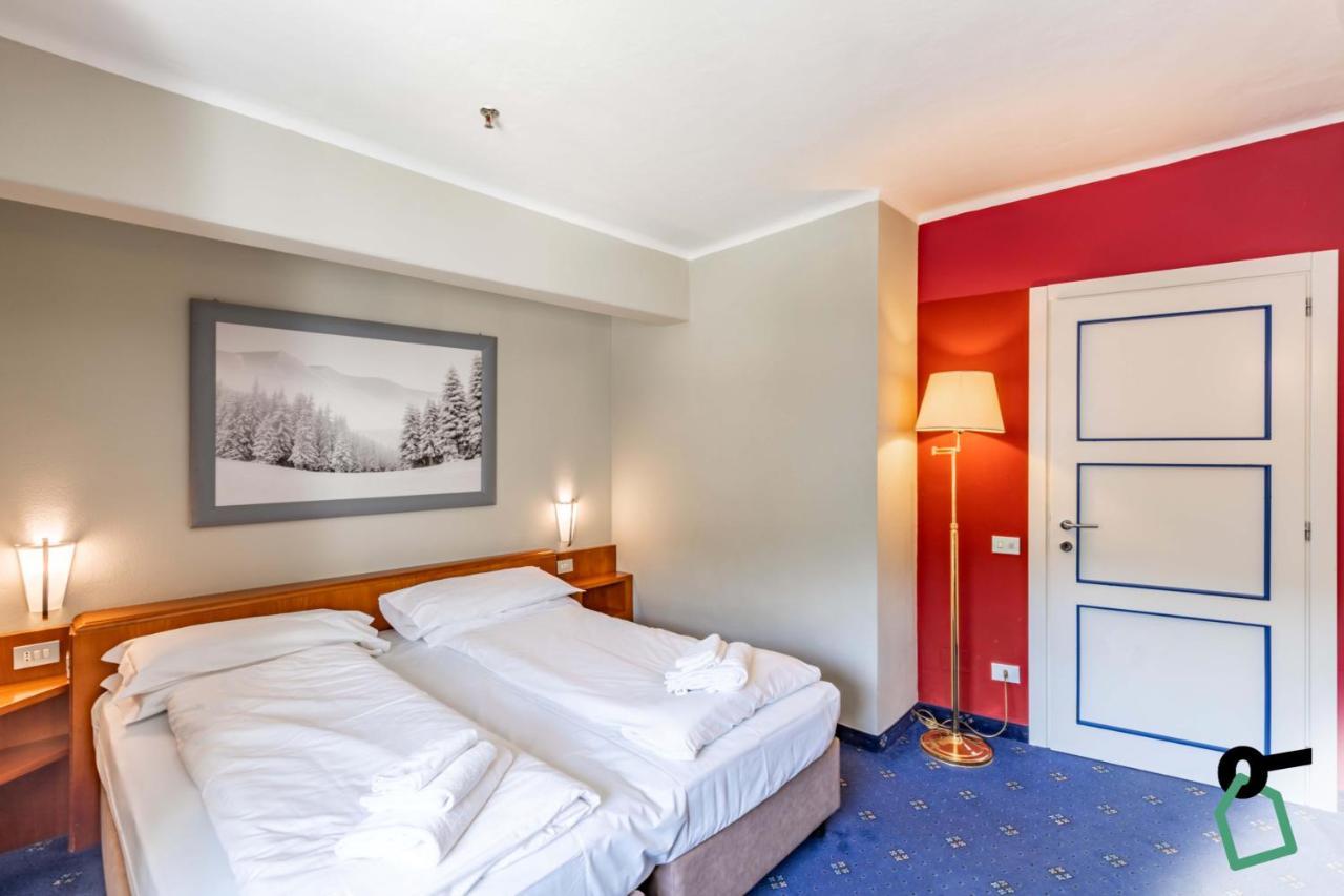 Hotiday Room Collection - Sauze Torre Oulx Esterno foto